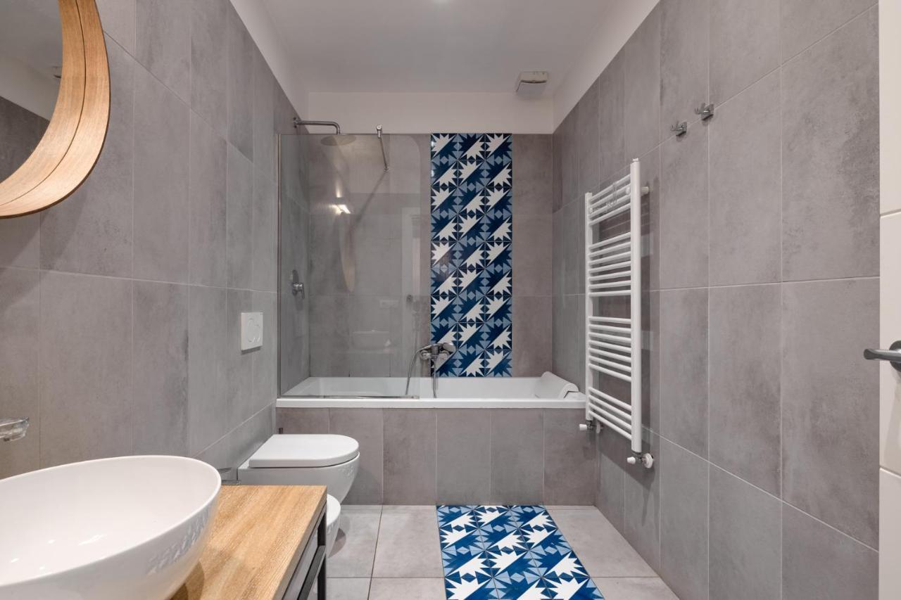 Fontana Di Trevi!! Comfy&Elegant 3Bedroom 2Bath Rome Exterior photo